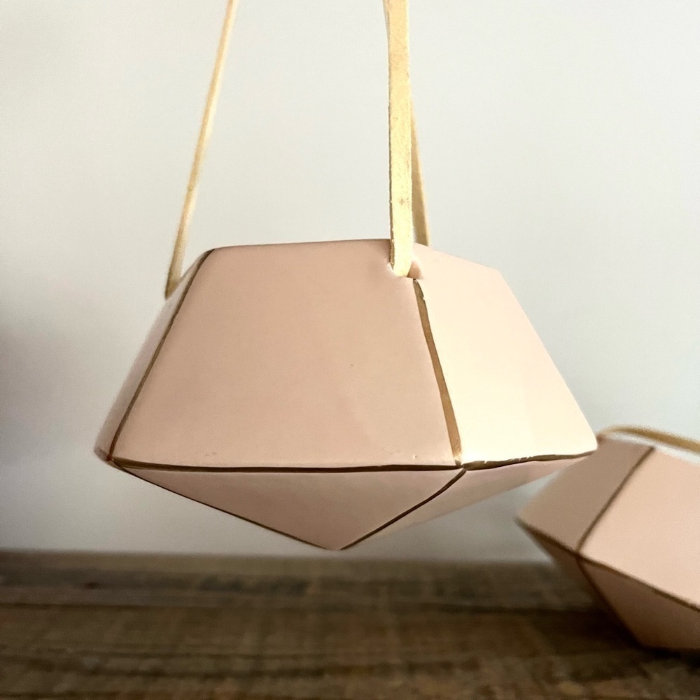 Hanging ceramic planter pot geometric design - Picture 2 of 5